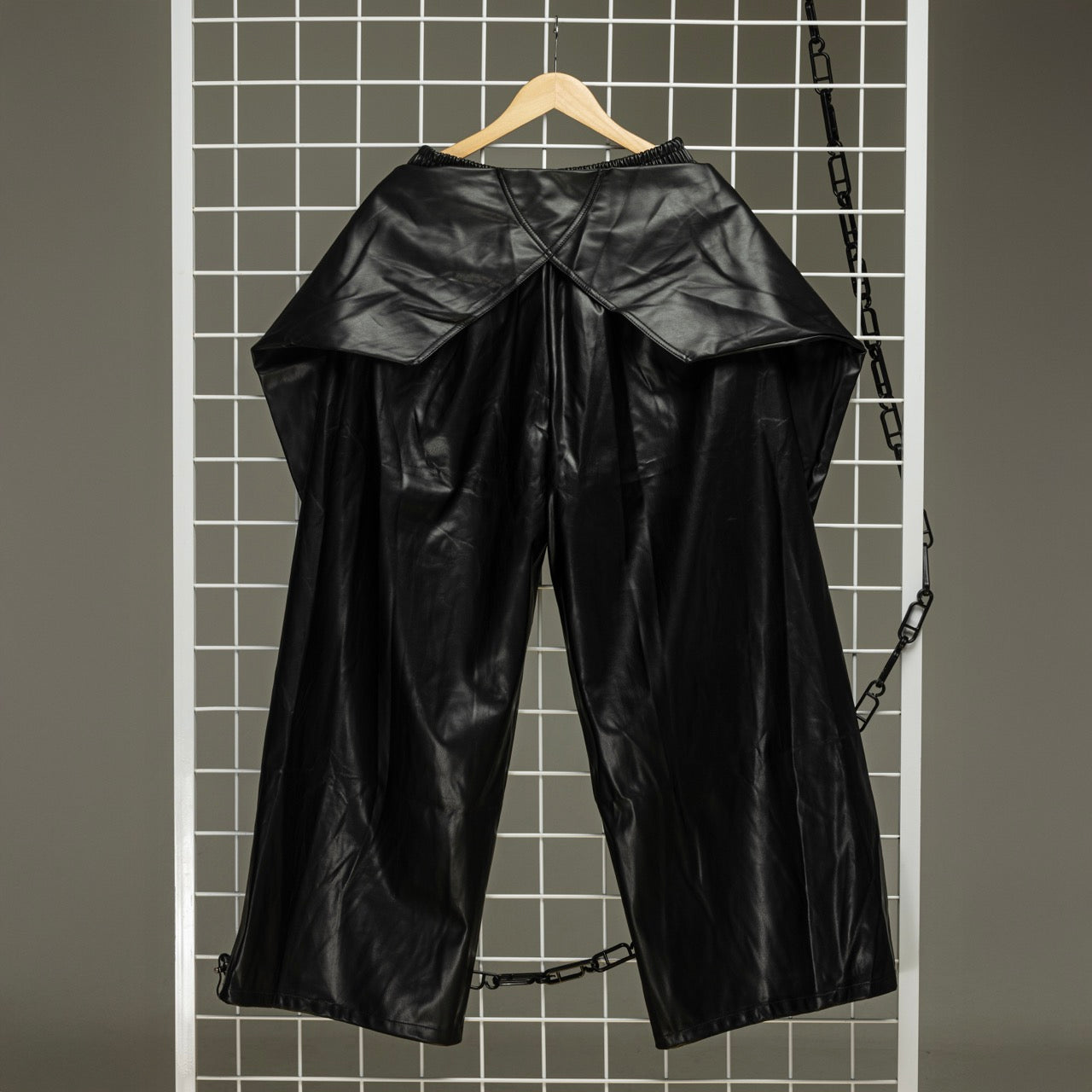 Satin Rouge Knot Pants